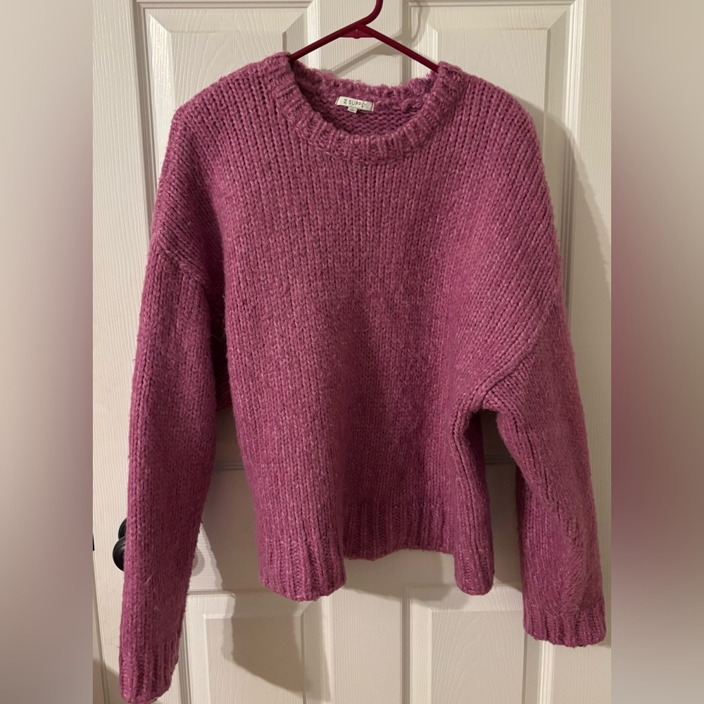 Cozy Mauve Z Supply Sweater. Crew neck, dropped sleeves.